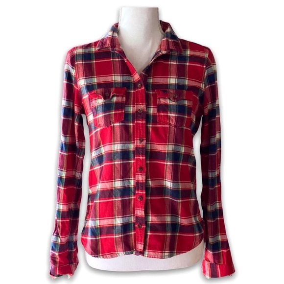 Abercrombie & Fitch XS red button down plaid top. - Picture 8 of 9